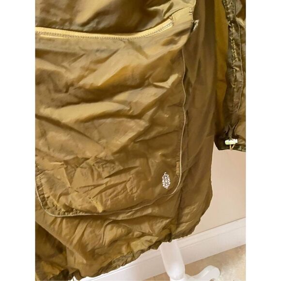 New Free People x FP Movement Up Up And Away Parka jacket Size M/L - Picture 5 of 6